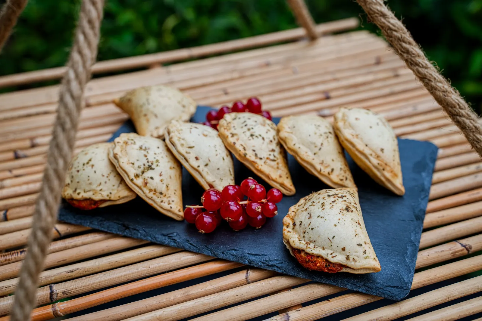 Canapé frais au concombre pour apéritif - Traiteur Montpellier